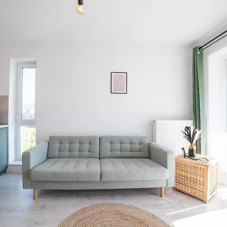 Modern Coresi - Free Private Parking *