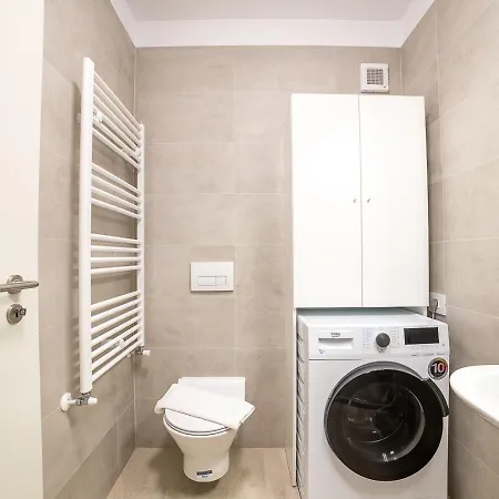 Modern Coresi - Free Private Parking Lejlighed *