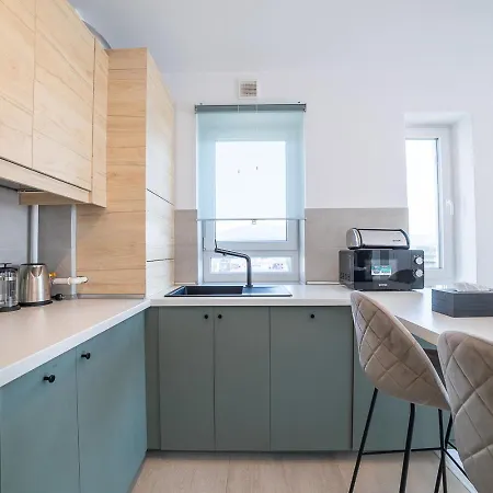 Modern Coresi - Free Private Parking 브라쇼브