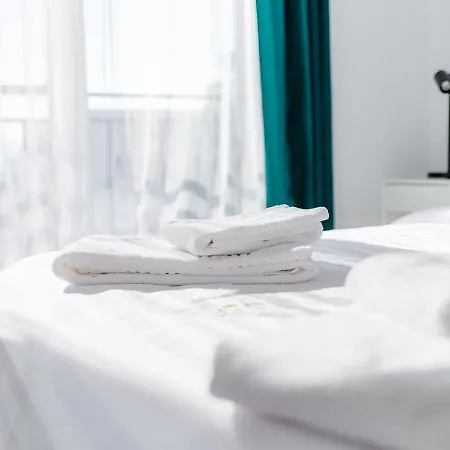 Modern Coresi - Free Private Parking Lejlighed