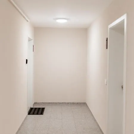 Modern Coresi - Free Private Parking *