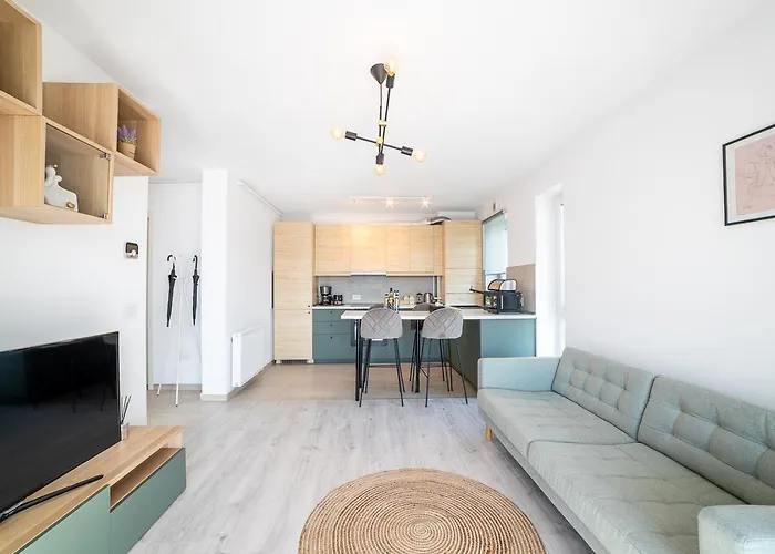 Modern Coresi - Free Private Parking