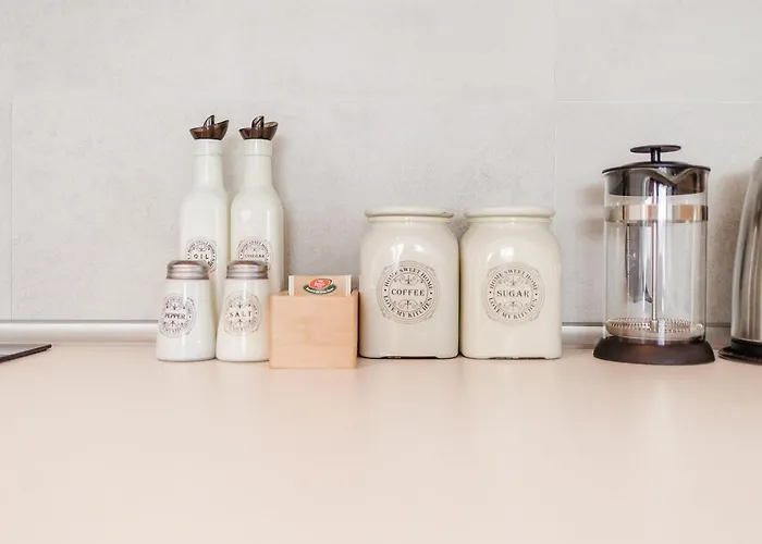 Apartman Modern Coresi - Free Private Parking