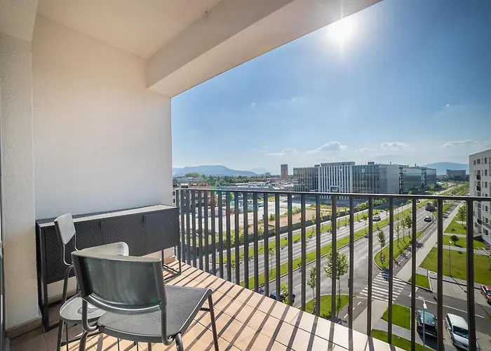 Modern Coresi - Free Private Parking Apartman Brassó